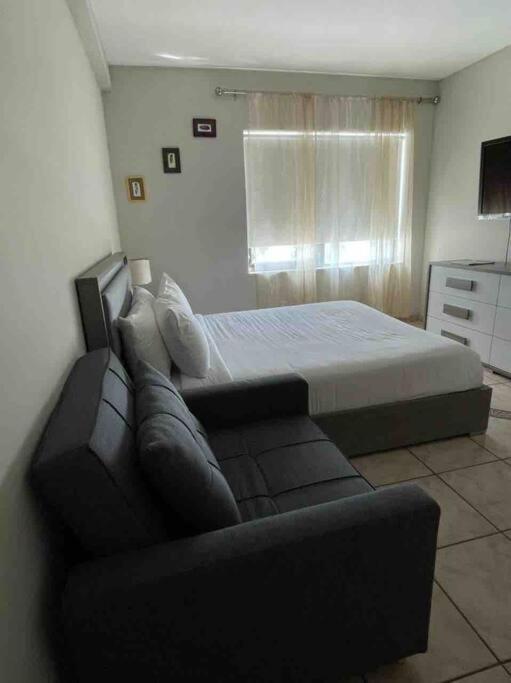 Chic Ocean Front Studio! Apartment ไมอามีบีช ภายนอก รูปภาพ